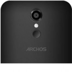 Archos-45-neon-achterkant-selfiebutton